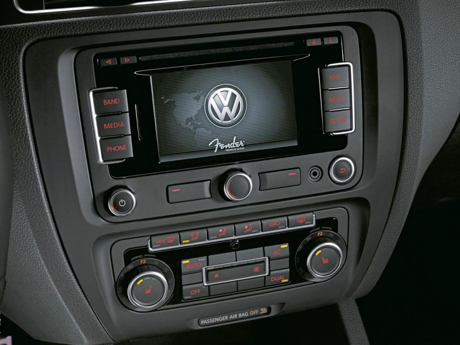  Volkswagen Jetta GLI 2012 года  (фото 47 из 49)